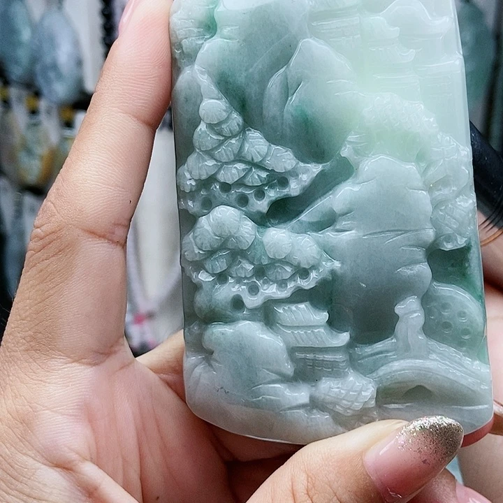 翡翠未镶嵌颈饰翡翠