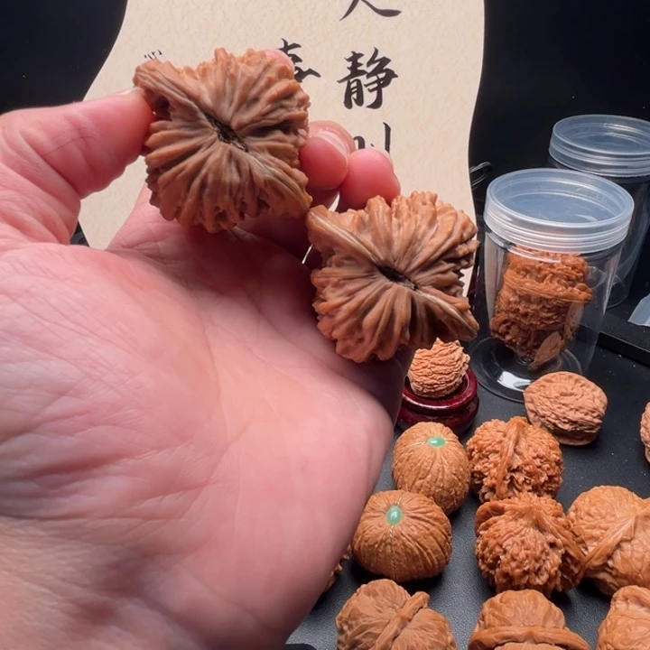 文玩核桃把件楼子