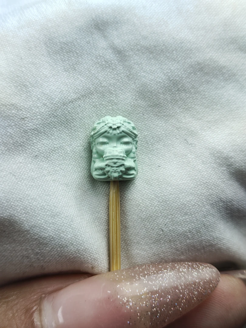 天然原矿绿松石雕刻