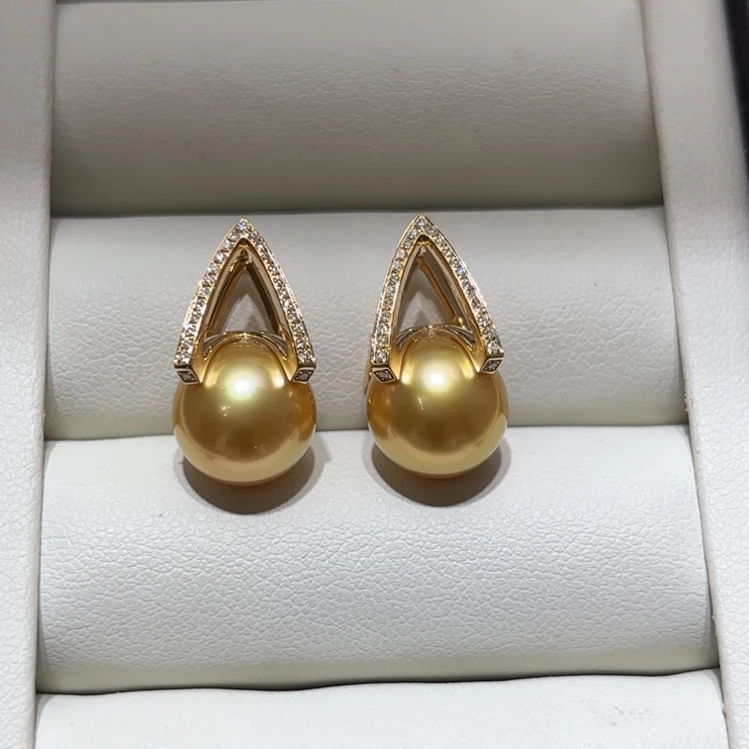 海水珍珠耳饰18K金镶嵌11-12mm