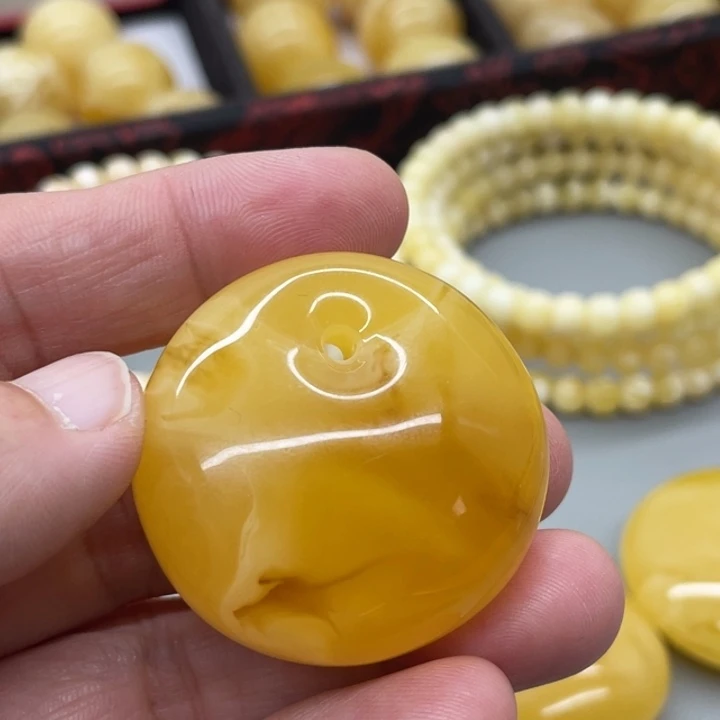 琥珀未镶嵌裸石蜜蜡