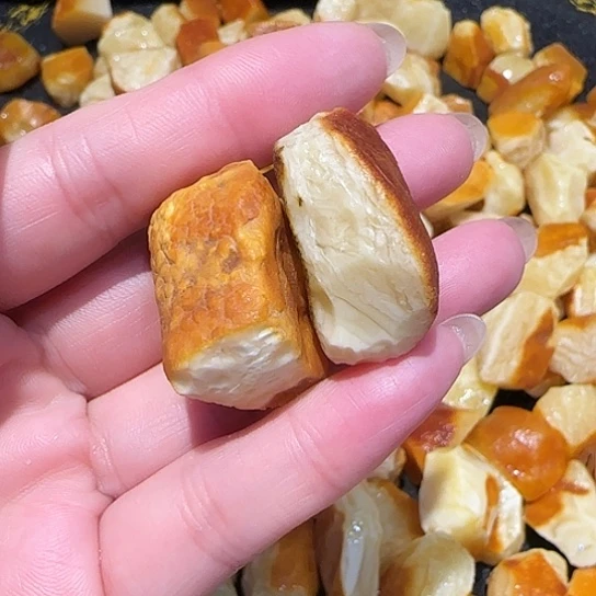 定制琥珀未镶嵌大*蜜蜡