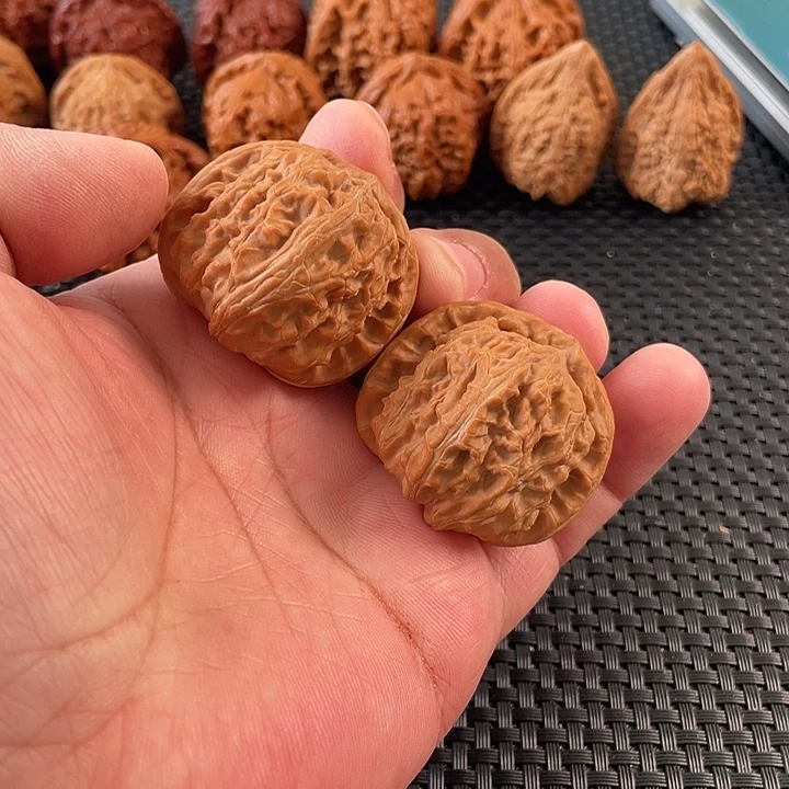 文玩核桃把件球白40