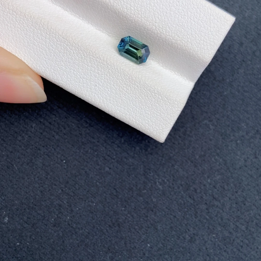 蓝宝石裸石1.05 ct