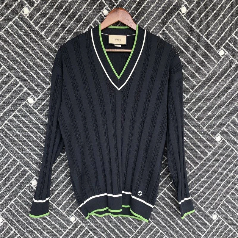 99新 GUCCI/古驰 99新GUCCI古驰v领毛衣 /XXS码/18092