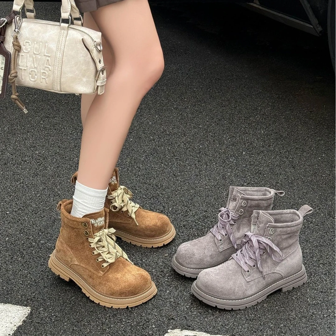 2025秋季新款欧洲站厚底牛皮反做马丁靴子复古短靴系带大黄靴女鞋