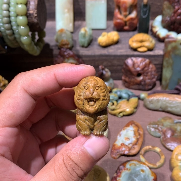 岫岩河磨玉（透闪石质玉）未镶嵌挂件