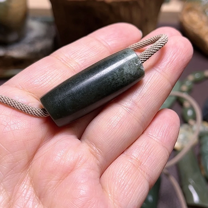 岫岩河磨玉（透闪石质玉）手绳未镶嵌
