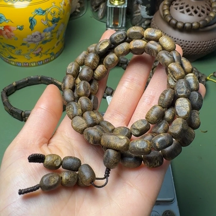 沉香手串A**y海南老白棋留疤老料28克