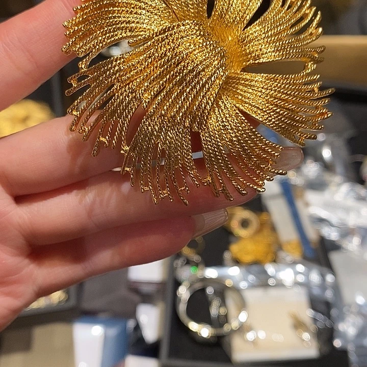 配***飯中古香水沐浴露持久留香时间