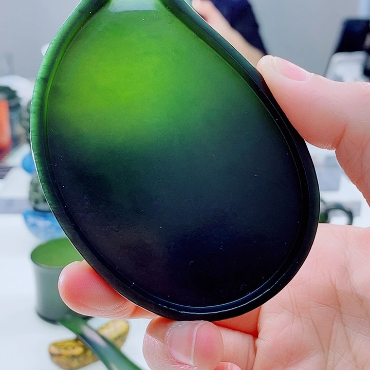 和田玉（碧玉）未镶嵌手机链