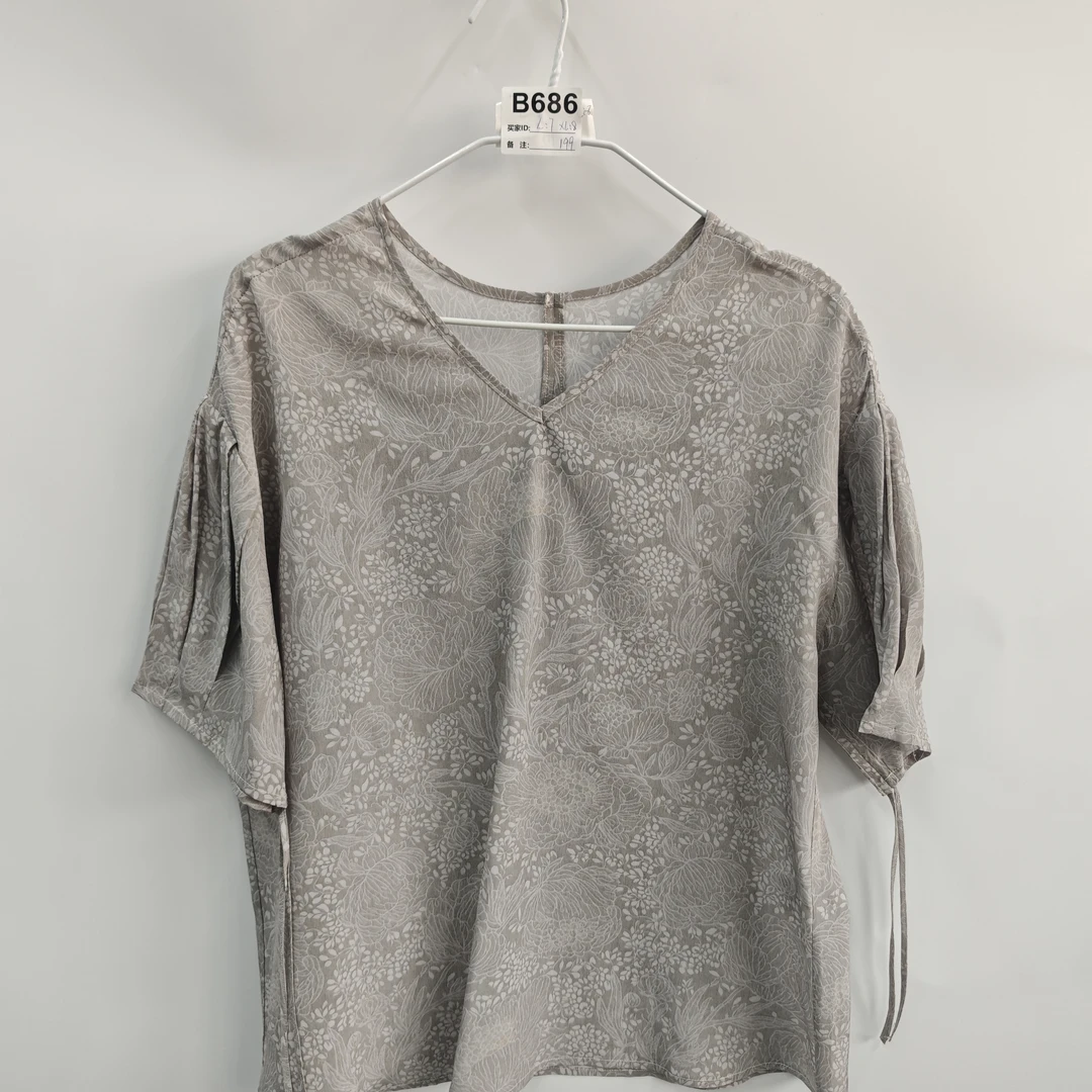 B686 桑蚕丝上衣