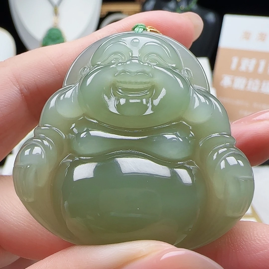 月***儿和田玉18K金镶嵌吊坠(赠链)