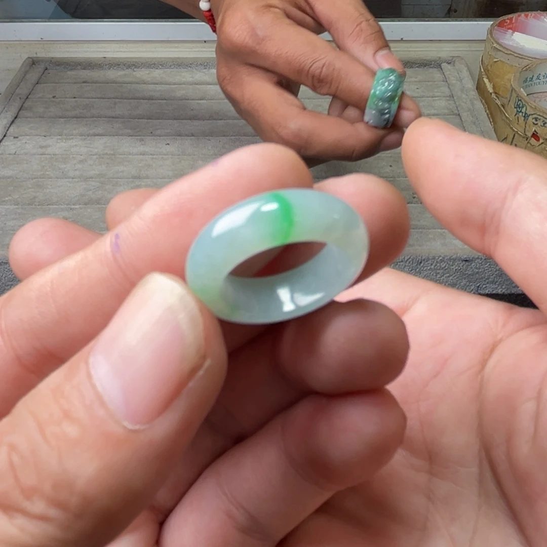 定制翡翠未镶嵌圈口12