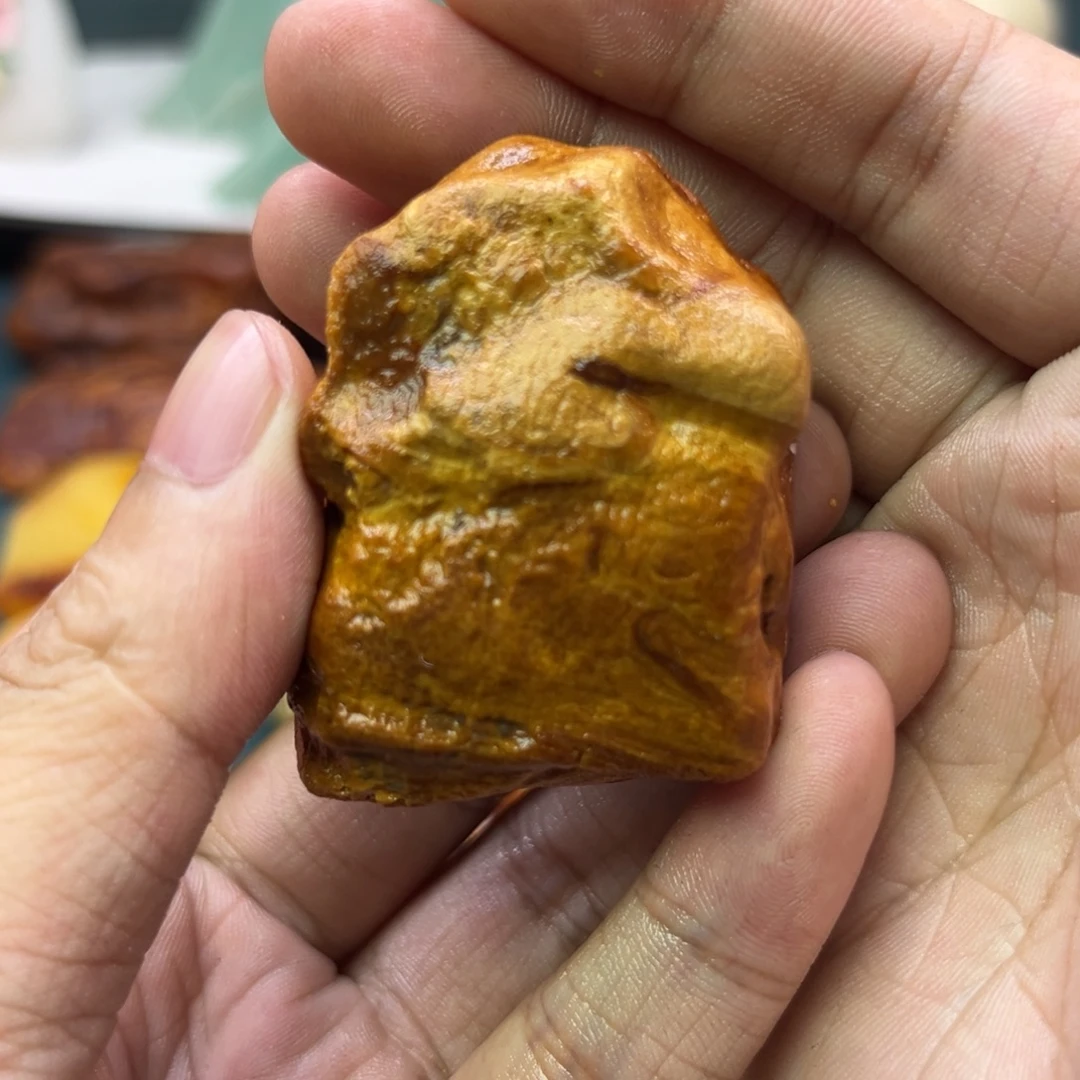 子***鑫定制琥珀未镶嵌蜜蜡原石不退不换