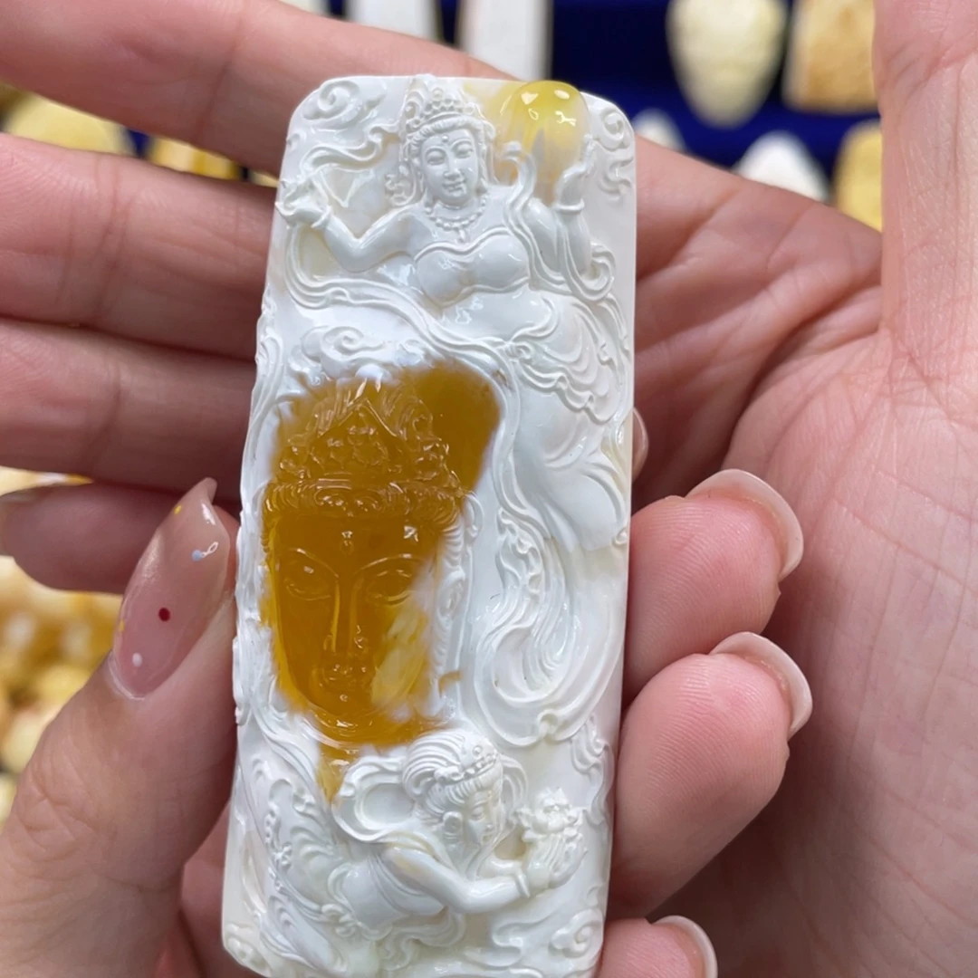 裸石蜜蜡未镶嵌琥珀蜜蜡雕刻件
