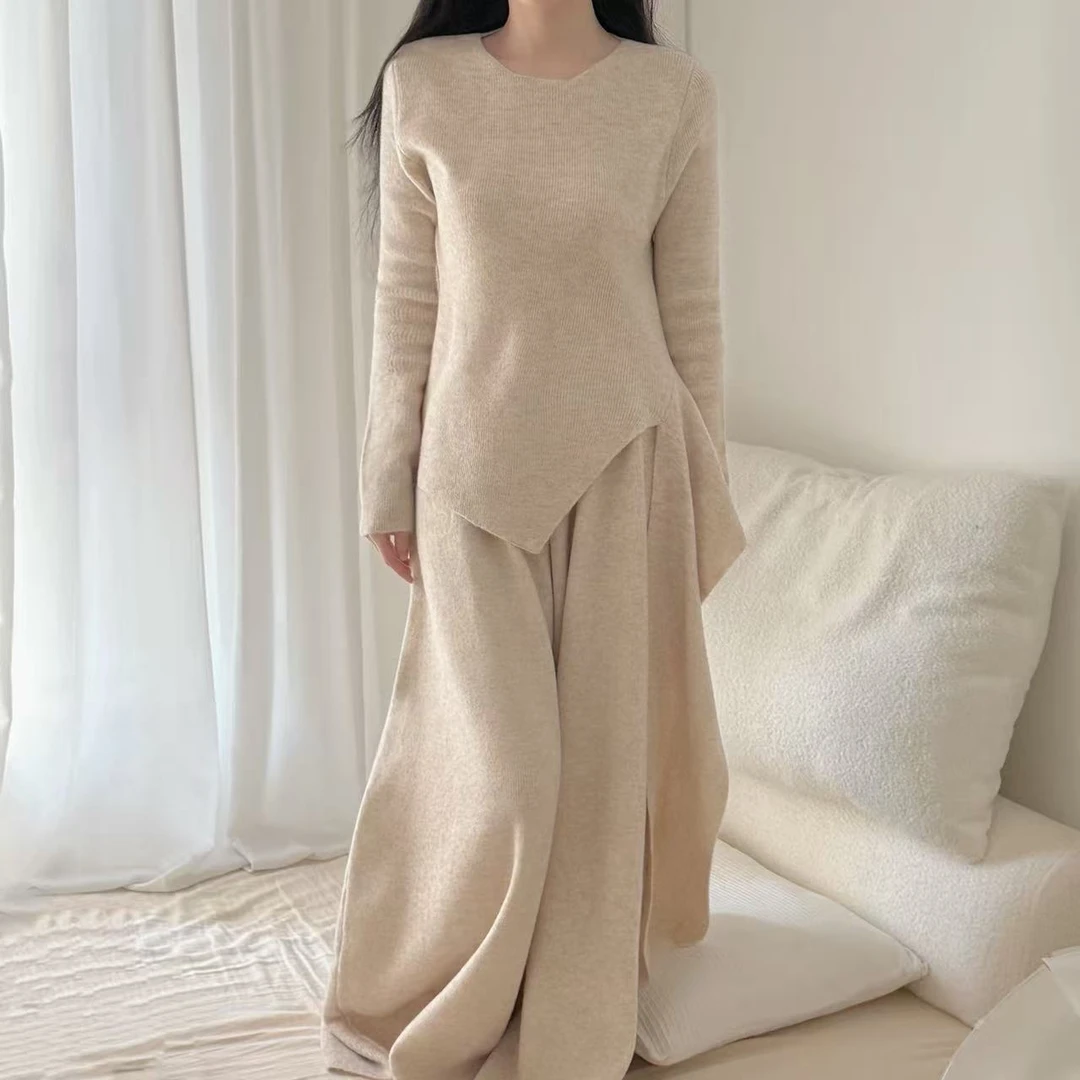 TUIW【女神衣橱】清冷系绵羊毛针织两件套套装