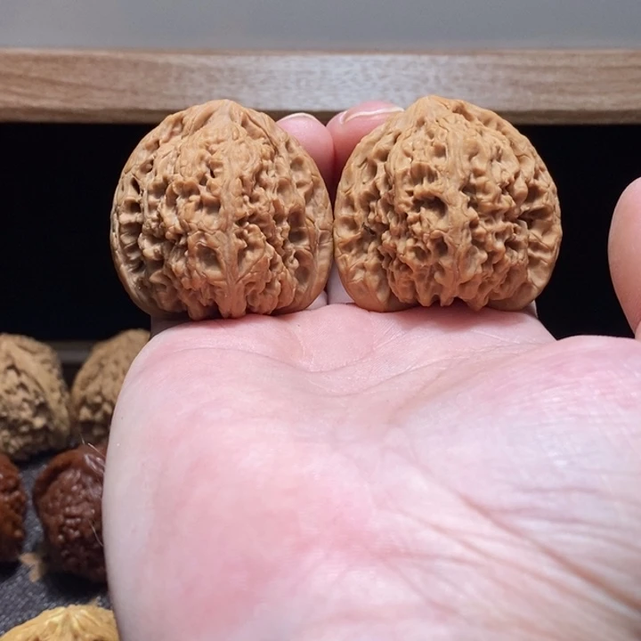 文玩核桃吊坠南疆41/40/39