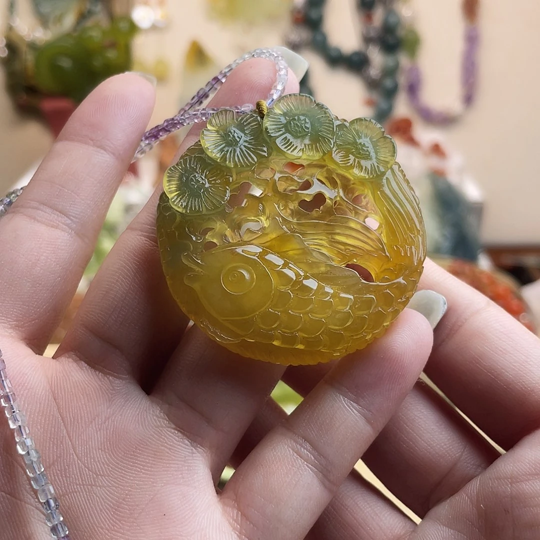 蛇纹石玉未镶嵌吊坠