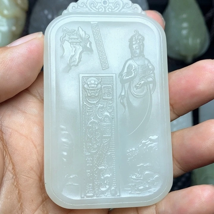 颈饰未镶嵌和田玉