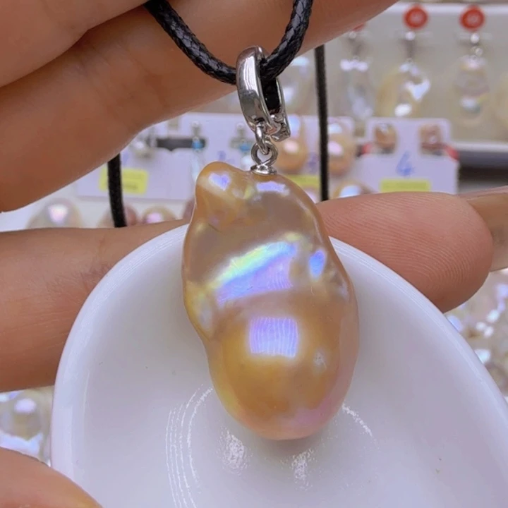 颈饰未镶嵌淡水珍珠