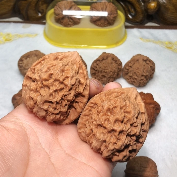 文玩核桃43尺官帽