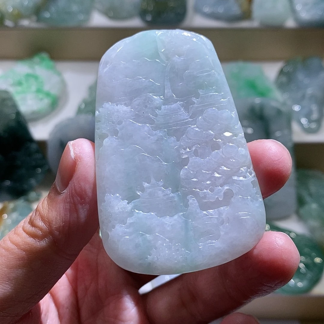 【闪购商品】翡翠颈饰未镶嵌山水