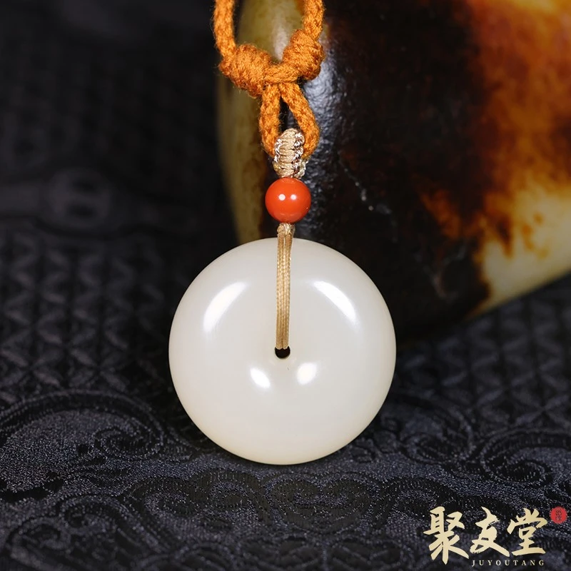 W56聚友堂王伟玉雕15克新疆和田玉籽料藕粉色平安扣挂件玉坠吊坠