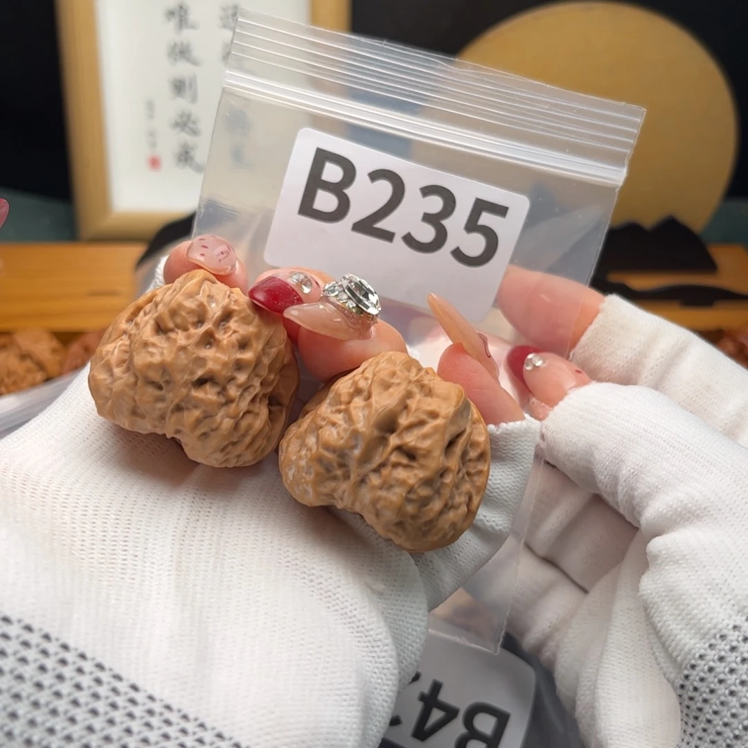 文玩核桃把件35蛙b 235