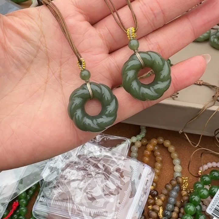 和田玉未镶嵌颈饰拍一发一多样性冉冉25