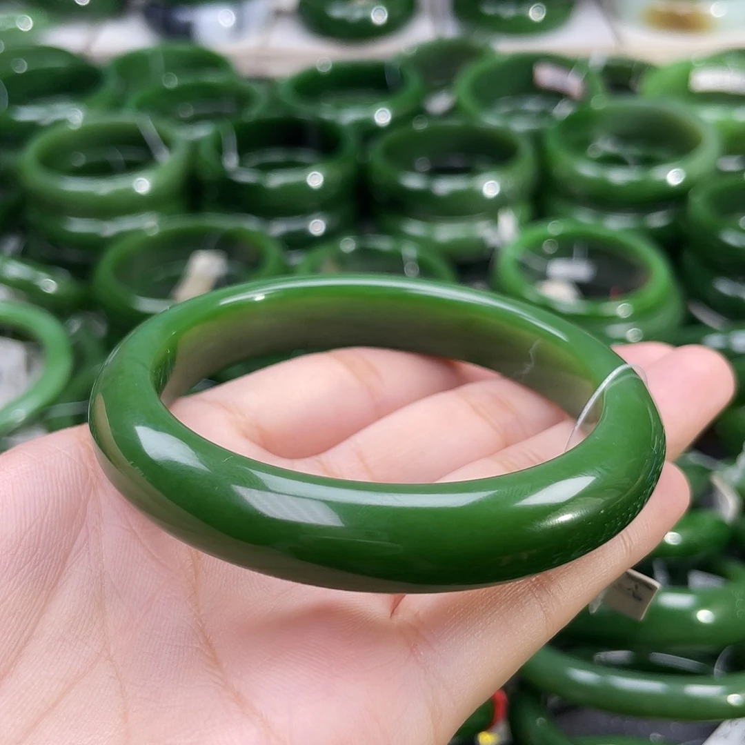 未镶嵌手镯和田玉（碧玉）