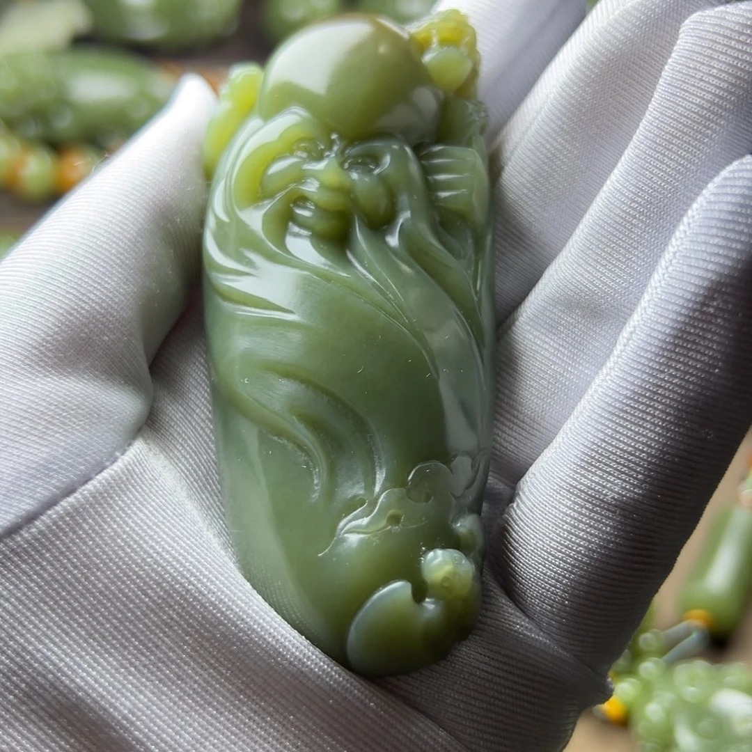 岫岩老玉（透闪石质玉）未镶嵌挂件