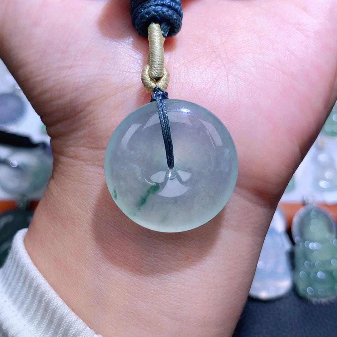 颈饰未镶嵌翡翠扣子