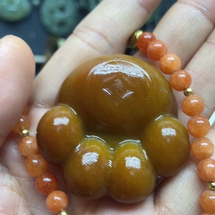 未镶嵌蛇纹石玉颈饰