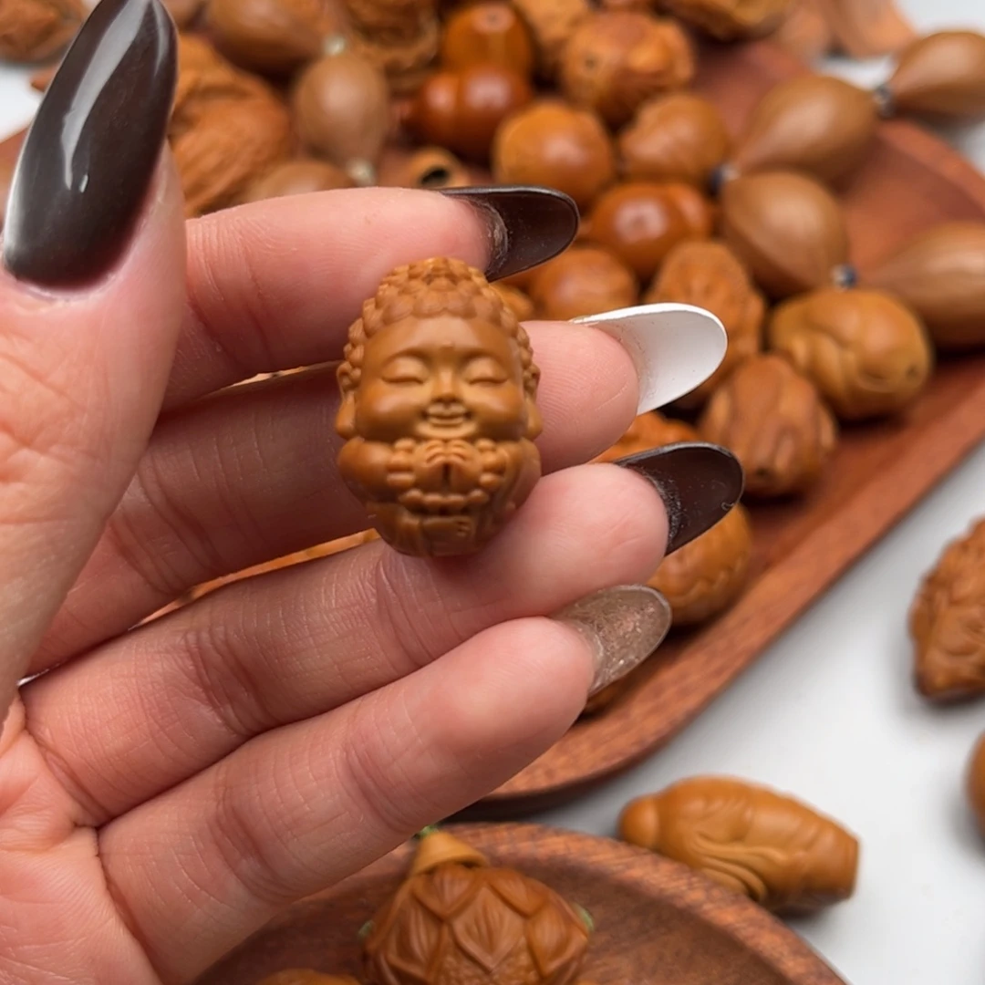 橄榄核吊坠小宝宝佛