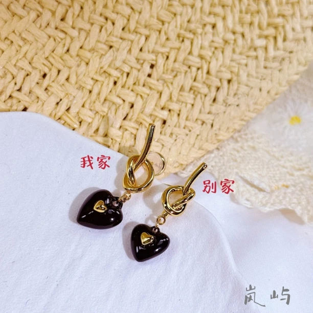 铜合金亚克力耳饰 高质版黑色千金风OL耳钉百搭耳饰法式设计感