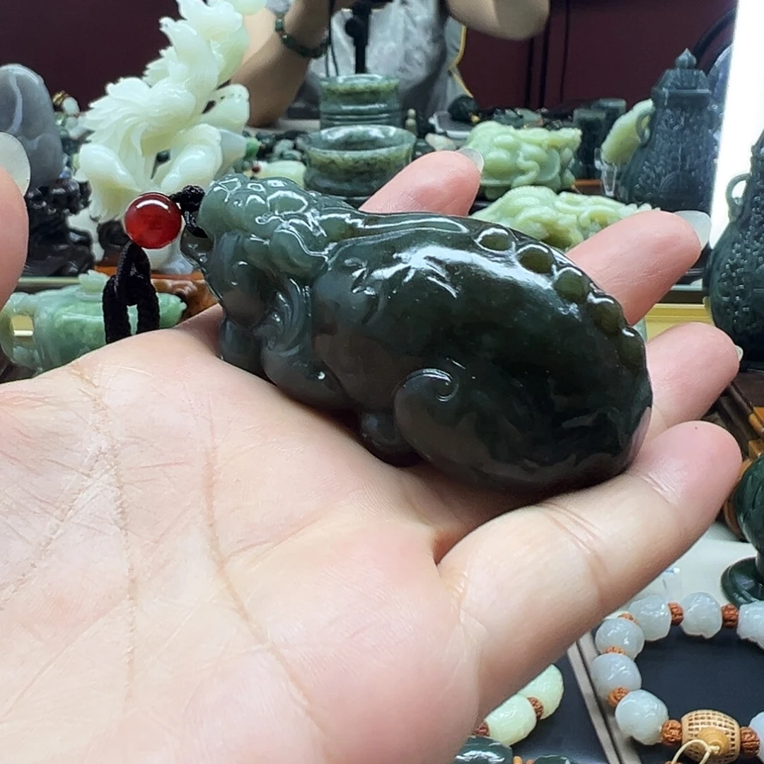 未镶嵌和田玉挂件