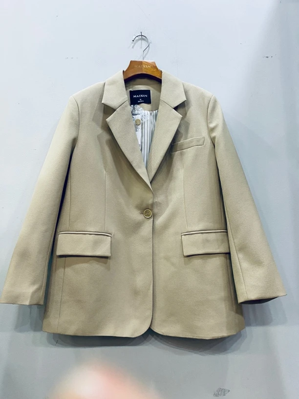 麦寻新品廓形宽松西服明线垫肩西装外套简约女XFAWP007