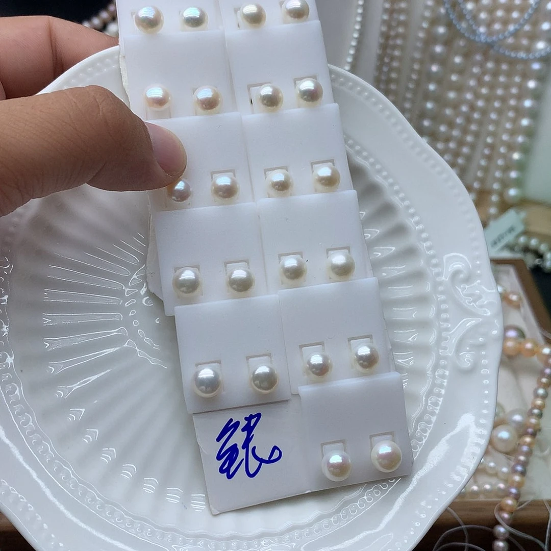 未镶嵌淡水珍珠7-8er9耳钉