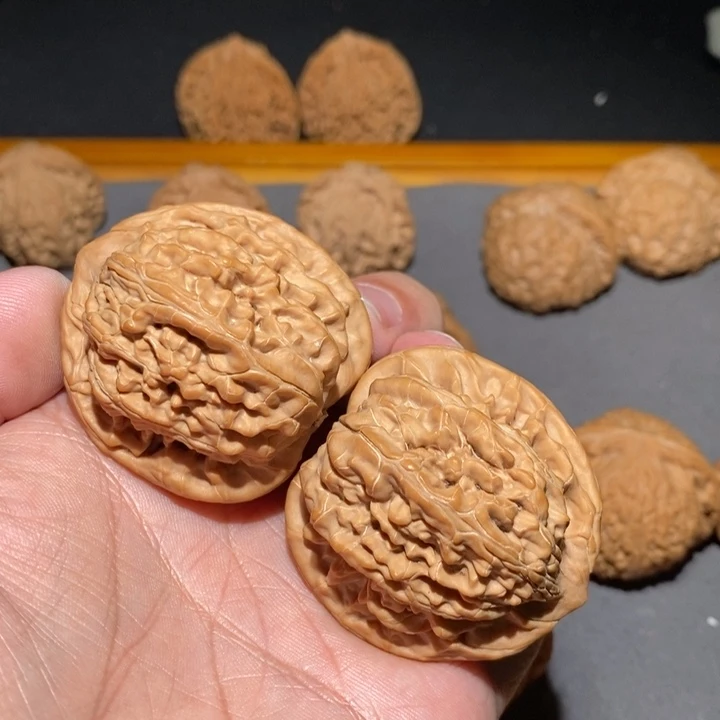 文玩核桃吊坠?****?望月