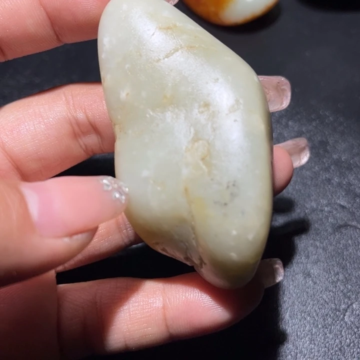 和田玉未镶嵌珠宝奇石