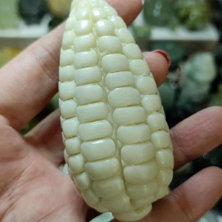 岫玉手把件未镶嵌