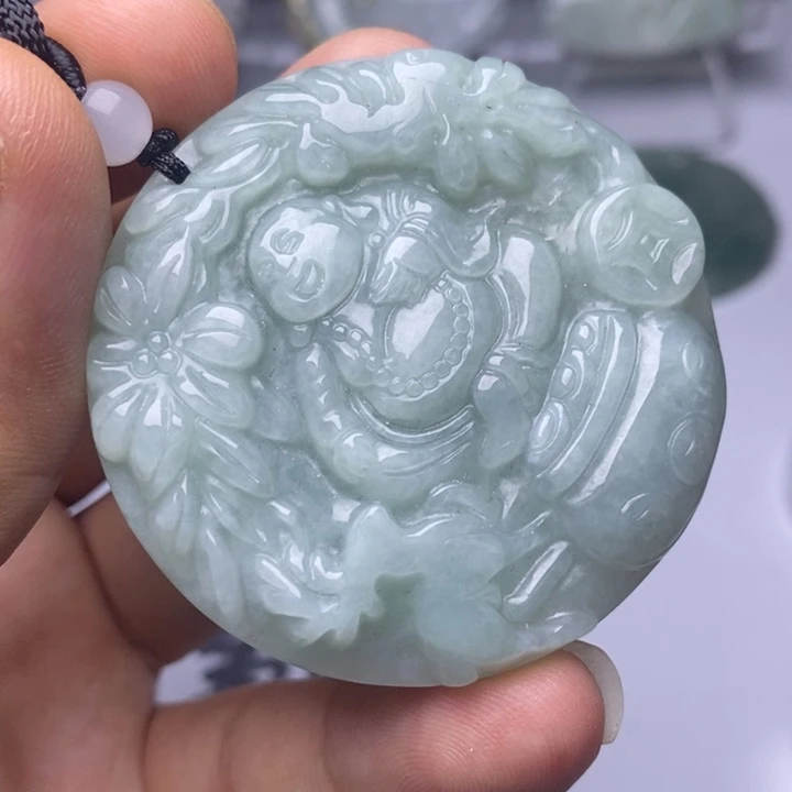 翡翠未镶嵌颈饰翡翠