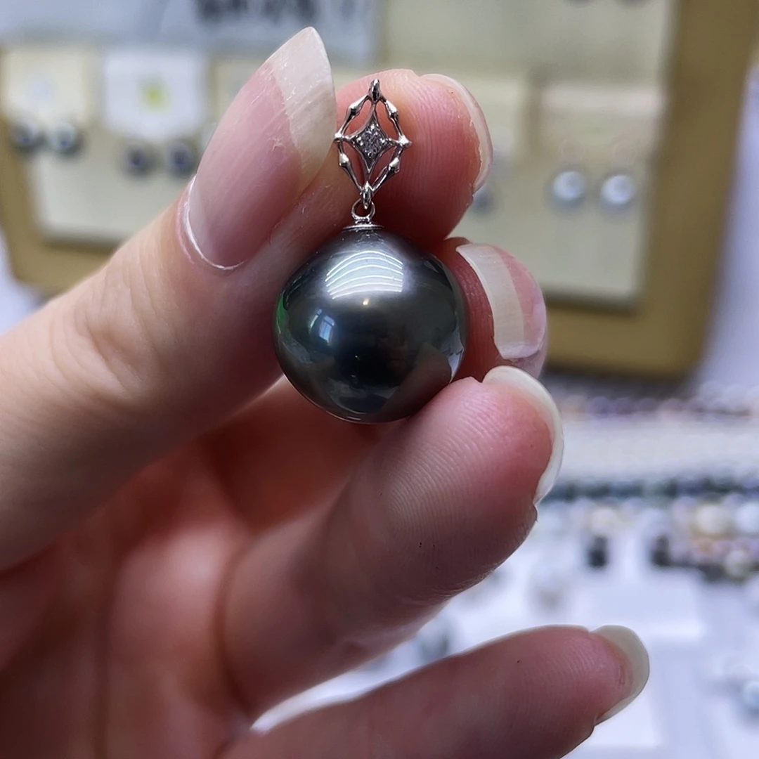 海水珍珠18K金镶嵌颈饰