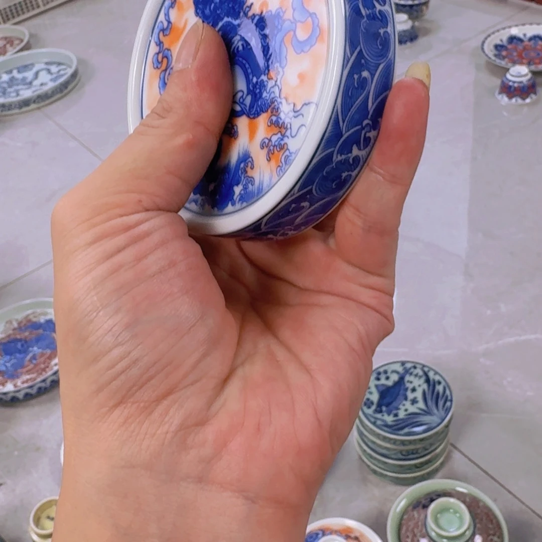 瓷片帆红醒狮盖置景德镇