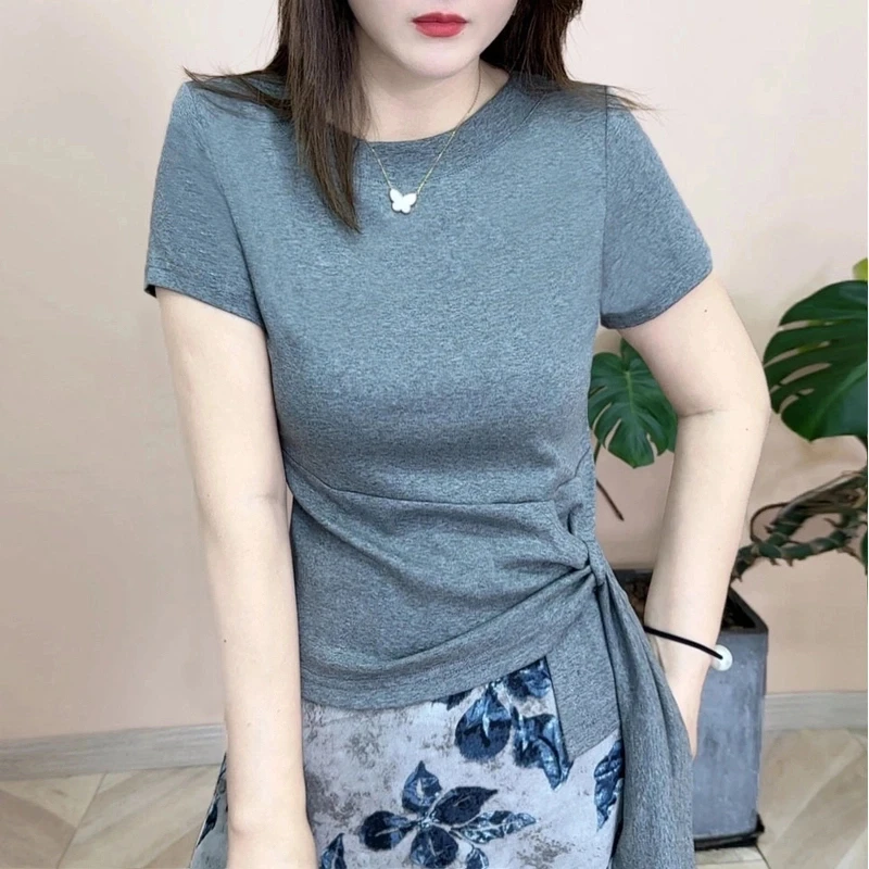 2025夏季新品时尚百搭修身圆领纯色设计感2025流行女士气质上衣