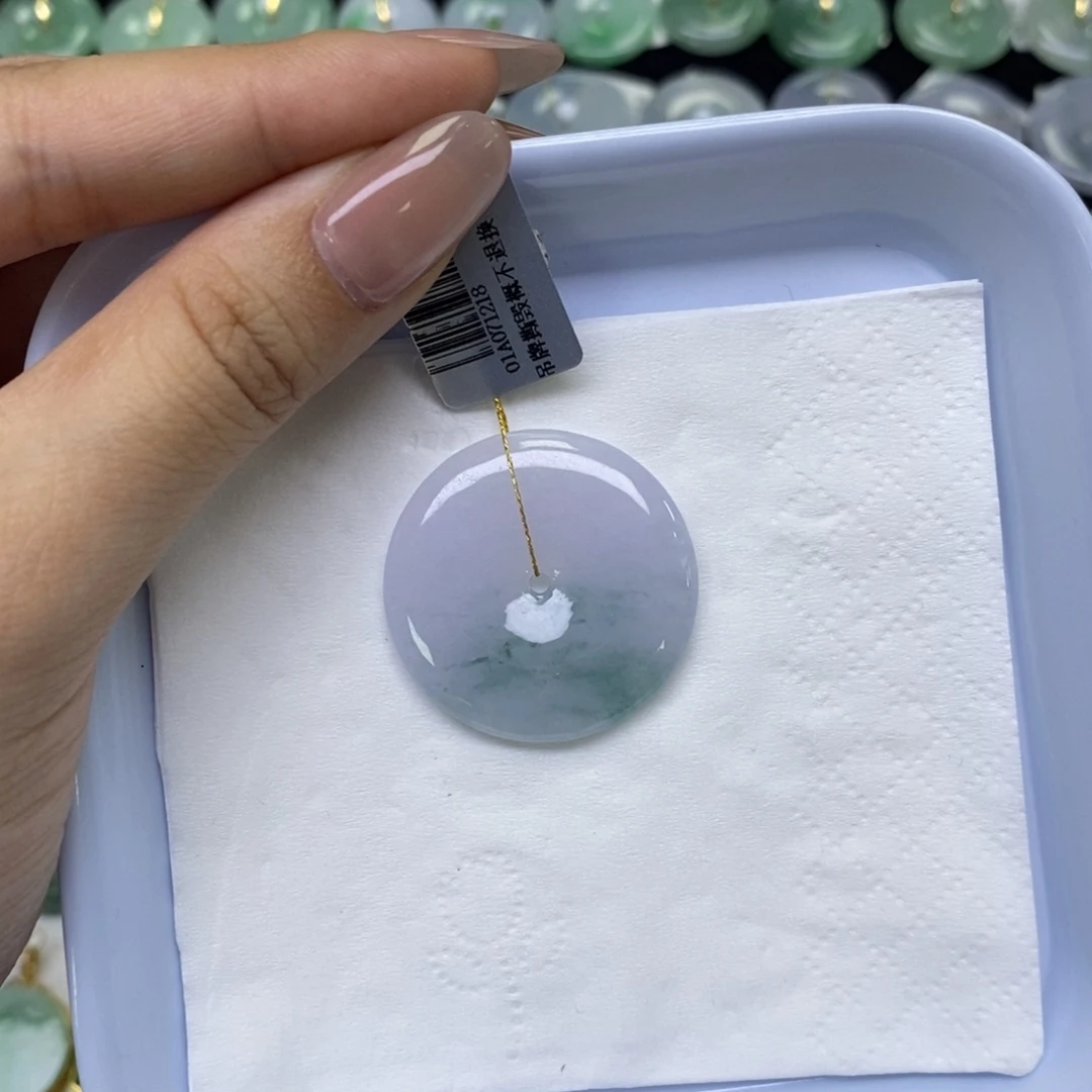 颈饰未镶嵌翡翠平安扣