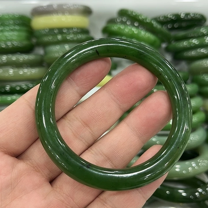 和田玉未镶嵌手镯54.8～1