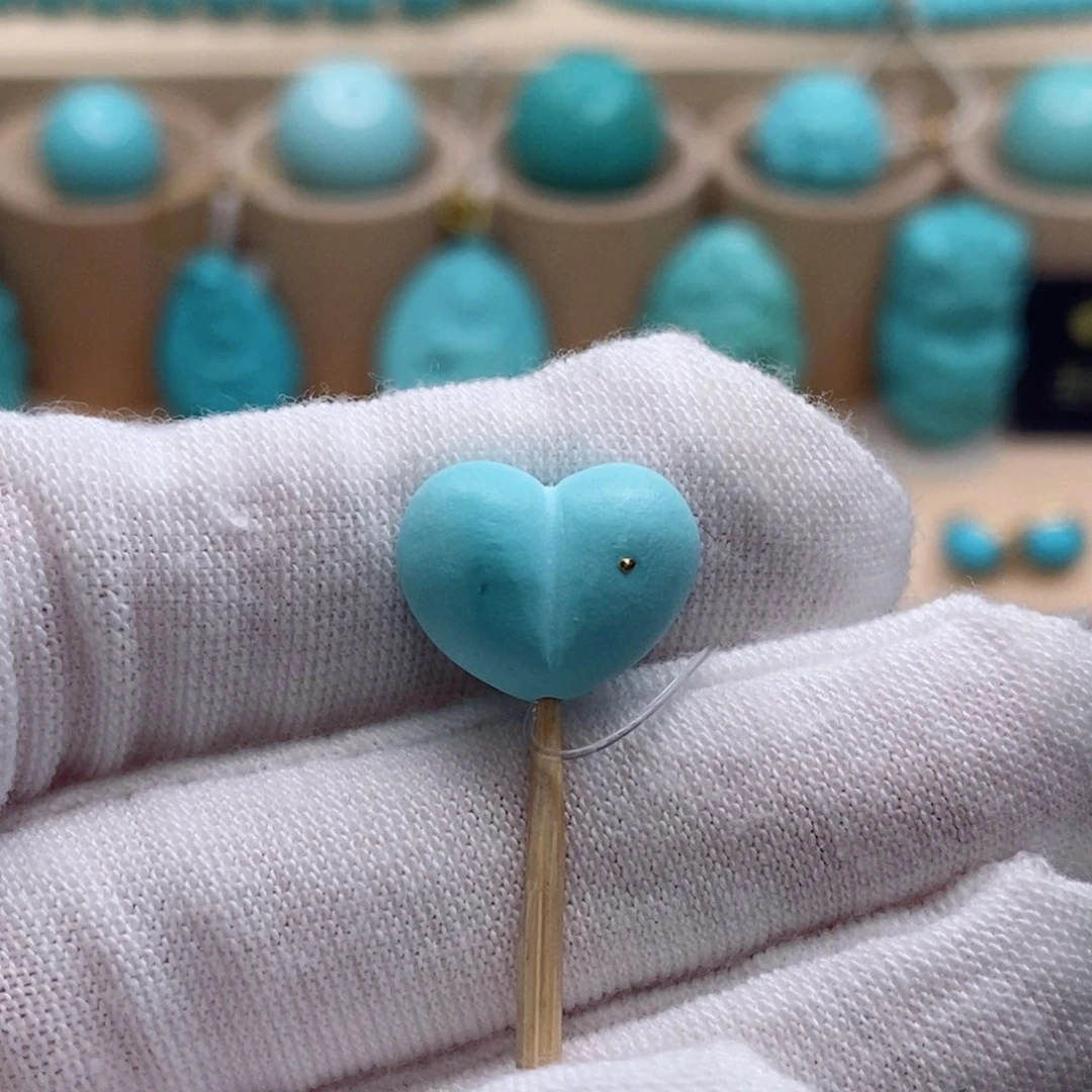 花***人未镶嵌绿松石珠宝奇石