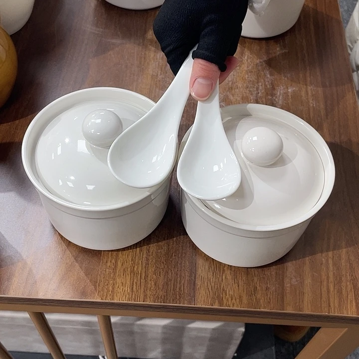 白瓷餐盘餐盘餐盘